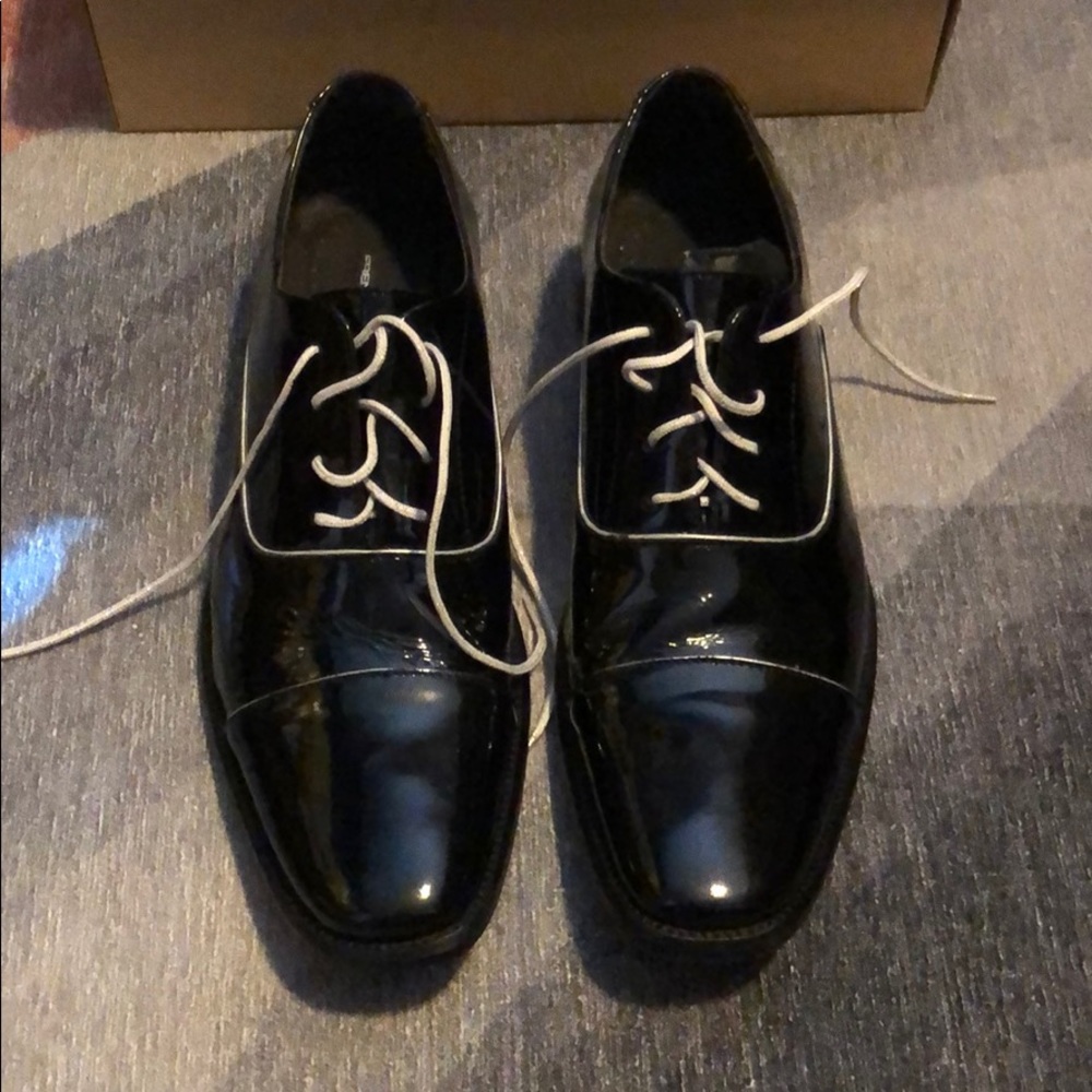 French connection dress shoes. Patent black